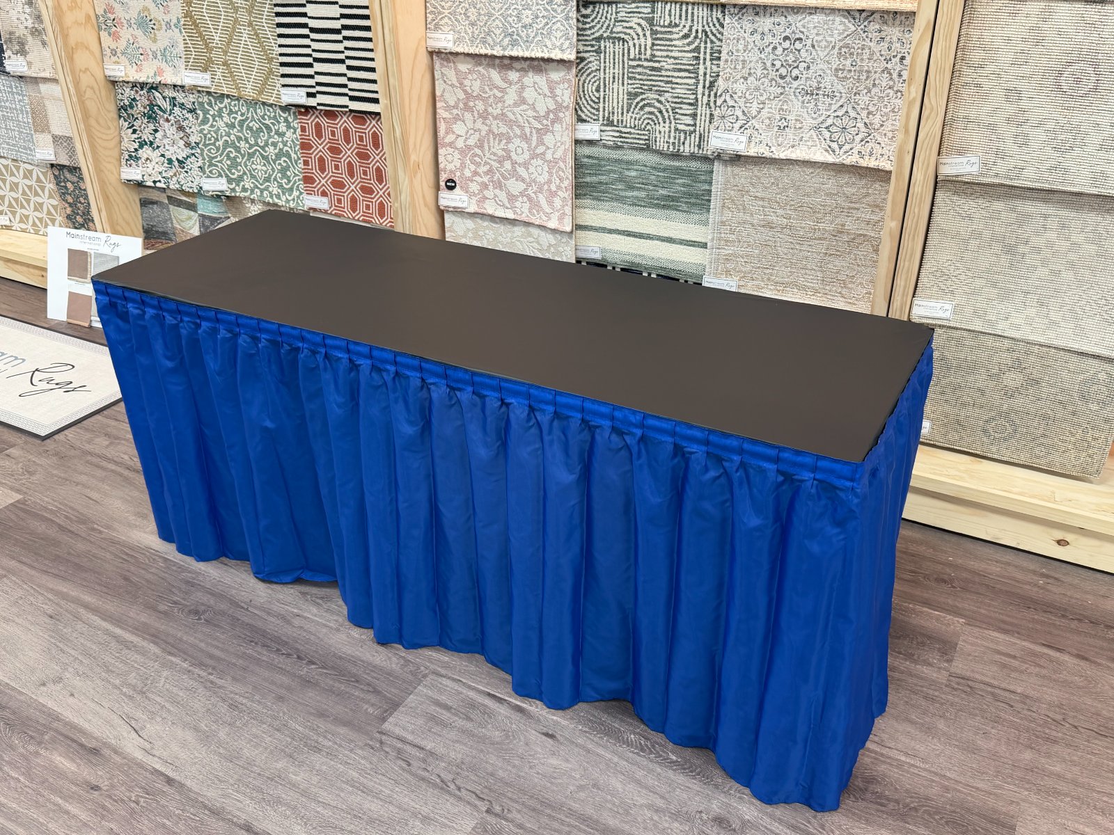 Black Q-Top paired with a royal blue D-Skirt